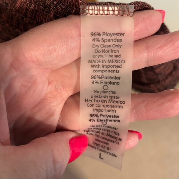 💖 NEW LOWER PRICE 💖~
LulaRoe Sarah - Picture 5 of 6